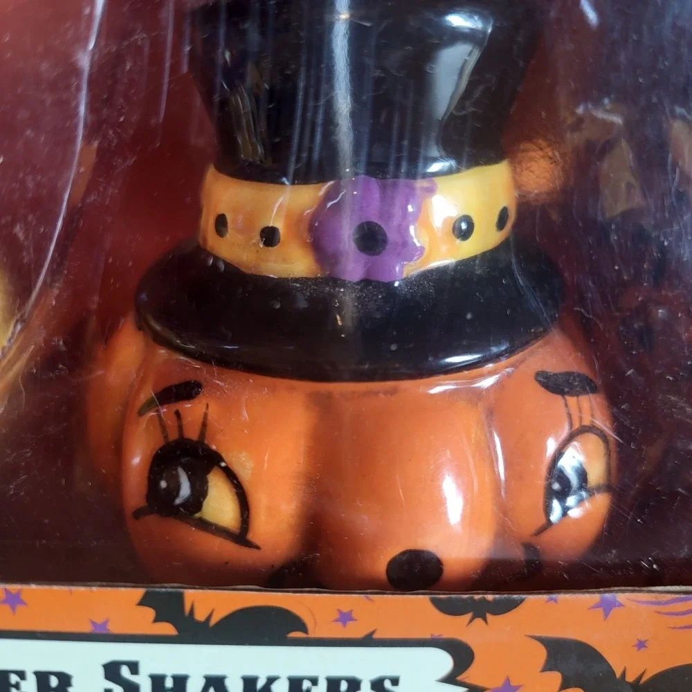 Johanna Parker Transpac Pumpkin Salt Pepper Shakers Halloween Witch Top Hat